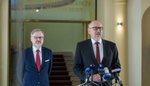 Školníci, kuchařky, uklízečky jako druhořadé profese. Panská vláda je odstavila na druhou kolej