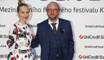 S kým žije Rosťa Novák ml.: Jeho žena umí provaz i most, ale akrobatka není