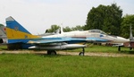 Video: ruští vojáci se takticky schovali do budovy, ale nepočítali, že na ně ukrajinský MiG-29 shodí francouzské „kladivo“