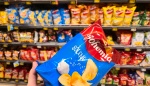 Velký test chipsů pro hokejové zápasy: Bohemia kotlíkové mají nejvíc brambor, Lay’s nejméně soli