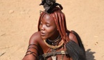 Kmen Himba: Zvyk, který Evropanům vyrazí dech. Muž hostovi nabídne vlastní ženu