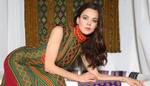 Lilia Khousnoutdinova vás provede ceremoniálem: Květnový rituál pro dvě srdce, která si řekla „ano“