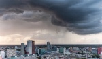 Meteorologové varují: Za několik hodin vypukne peklo, hrozí kroupy, silné bouřky a tornádo
