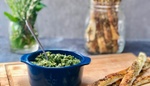 Netradiční pesto? Zkuste to z mrkvové natě!