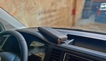 Řidiči za čelním sklem vozí jednu věc, která jim u policejní kontroly často zavaří. Padají pokuty ostošest