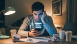 Jak poznat hacknutý Whatsapp: Problémy řeší dvoufázové ověření i seznam přihlášených zařízení
