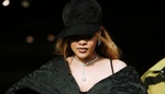 To nejaktuálnější ze života slavných: Rihanna ukázala bříško v Cannes, Kim K provokuje lechtivým piercingem