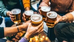 Hospodský kvíz: Pokud vyhraješ, máš právo na jeden vítězný panák - na vlastní účet. Tak co, jdeš do toho?