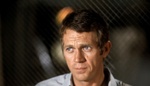 Neodolatelný Steve McQueen: Jako dítě válčil s pouličními gangy, skončil v pasťáku. Miloval ženy, auta a kokain, kolegové ho nesnášeli. S Paulem Newmanem se poprali