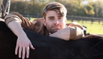 Marek Lambora je hvězdou nového seriálu. Během natáčení kulhal a měl strach