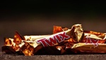 Velká Británie zakázala reklamu na Twix. Co úřadům vadilo?