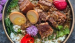 Vietnamský karamelizovaný bůček - Thịt kho tàu