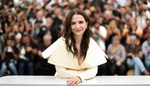 Zahalte těla a vyrazte na barikády. Zpolitizovaný filmový festival v Cannes nabídl potyčku na červeném koberci i duši na dlani