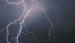 To nejhorší přijde v sobotu odpoledne: Bouřky udeřily, je to jen začátek, varují meteorologové