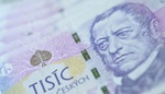 Napálil ho „známý politik“: muž z jižních Čech přišel o 1,5 milionu korun