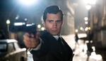 Kdo bude další James Bond? Henry Cavill ve filmu Guye Richieho ukazuje, že je tím pravým adeptem