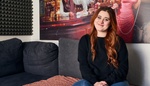 Vítejte na návštěvě u zpěvačky Elis Mraz: V malém obýváku často stěhuje nábytek, velikost šatny vás šokuje