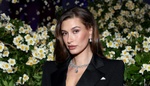 Okouzlující Hailey Bieber čerstvou miliardářkou a její recept na úspěch
