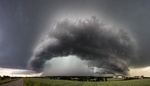 Valí se silné bouřky: Meteorologové bijí na poplach před supercelami a kroupami