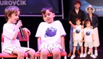 Roztomilost sama: Kristián a Jonáš Tomešovi zdělili talent svých rodičů a hrají v muzikálu