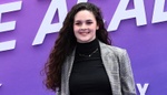 Když o kariéře rozhoduje i cena letenky. Abbi nemá miliony, ale má sen usednout do formule 1, a také velký talent
