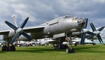Svědek zveřejnil záběry hořících ruských bombardérů na letišti Belaya, na níž byly Tu-160 a Tu-95. Označení „zkáza“ je na místě