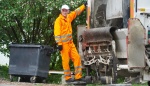 Tohle povolání Češi podceňují, ale zbytečně. Popelářům letos přistála na účtu suma, o které se mnohým jen zdá